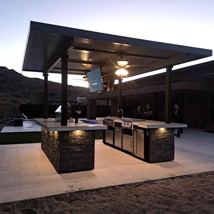 KoKoMo Big Island Sports Bar Outdoor Kitchen Grill – Dual 55” TVs + Built-In BBQ